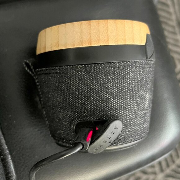 House Of Marley Brand Bluetooth Speaker! - Picture 4 of 8